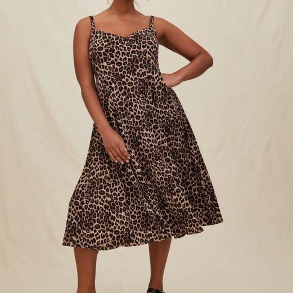 Torrid Midi Challis Asymmetrical Button Down Front Dress Size 2 (2X)